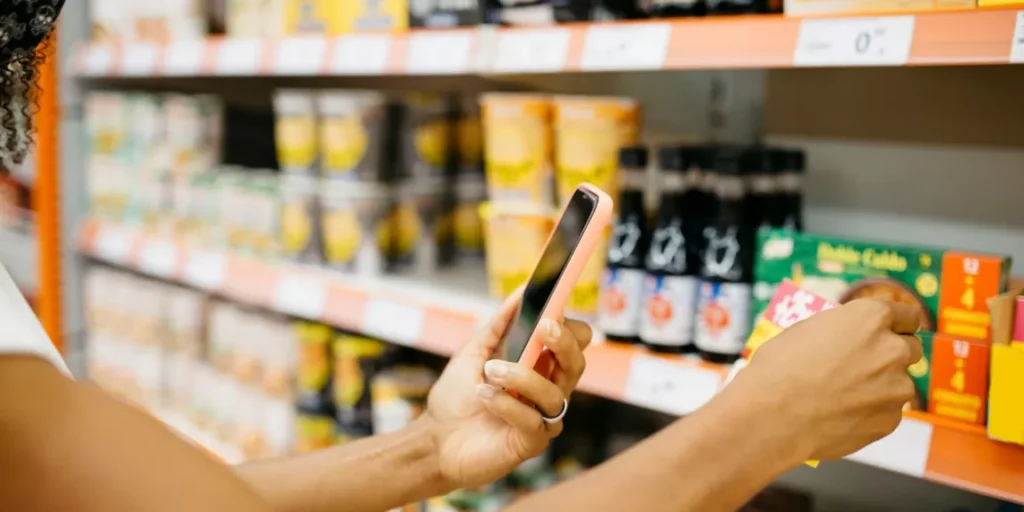 O futuro do consumo online em 2025 Como a revolução algorítmica redefine o e-commerce - Agora A Assistência da IA